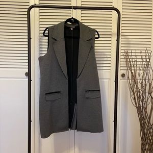 Oversized  zipper pocket gilet in charcoal gray